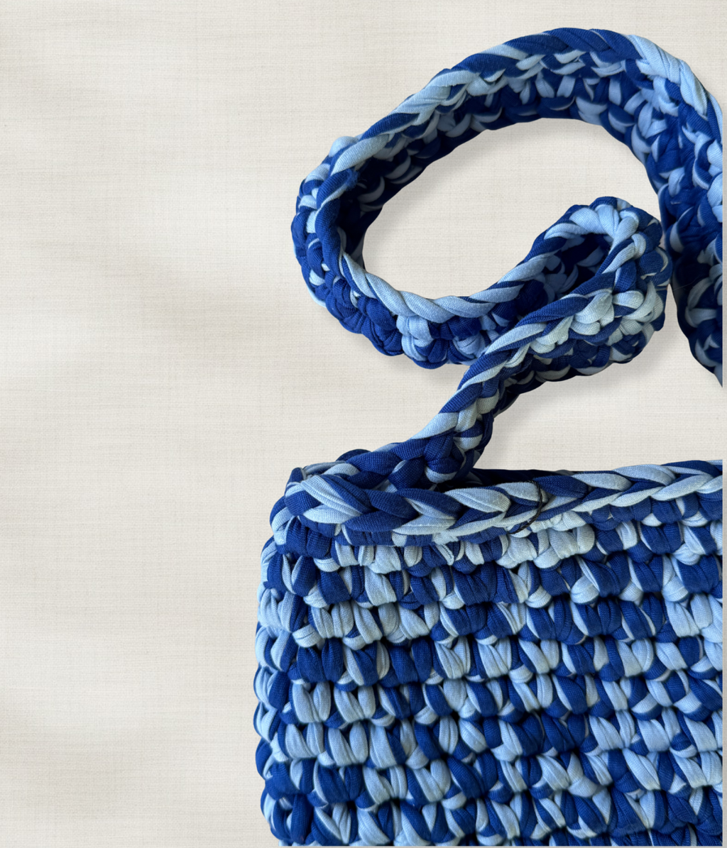 Blue Willow Shoulder Bag