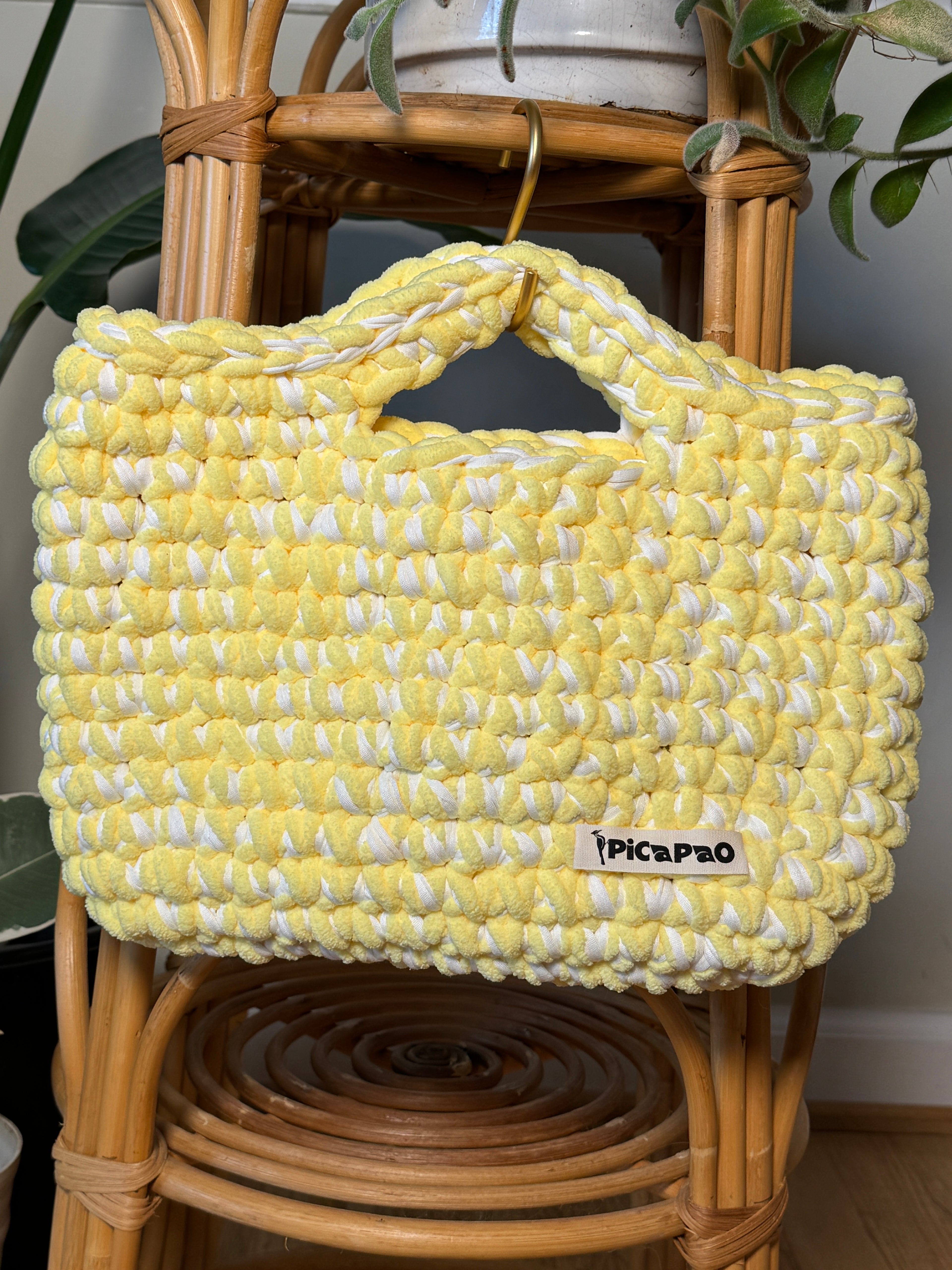 Nova Solis Crochet Bag